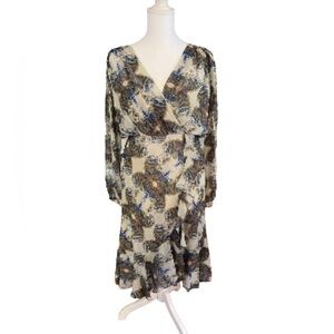 12th Street Cynthia Vincent Abstract Floral Dress
Ruffles - Size Medium